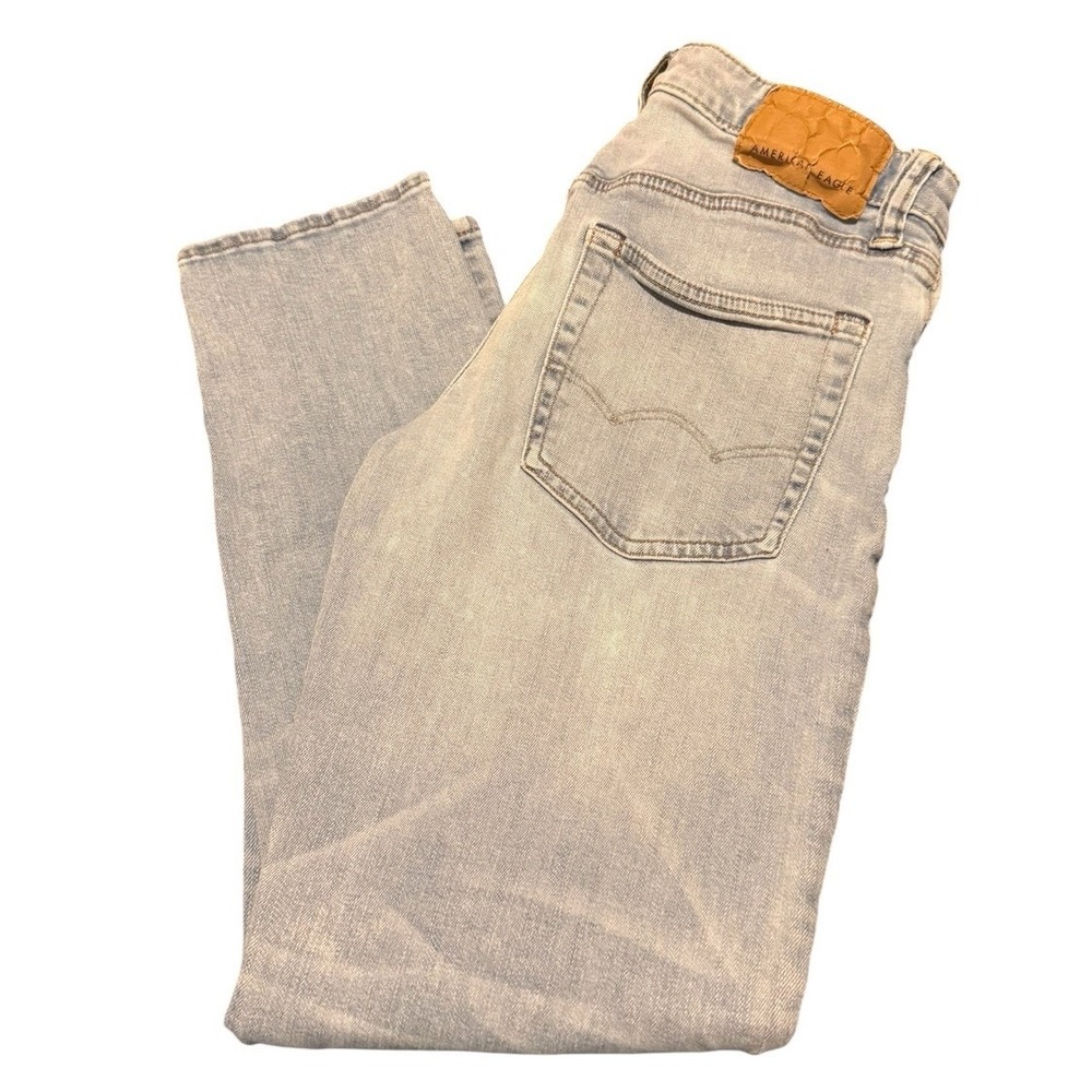 American Eagle Jeans Mens Size 26X28 Athletic Fit Next Airflex+ Light Wash Denim
